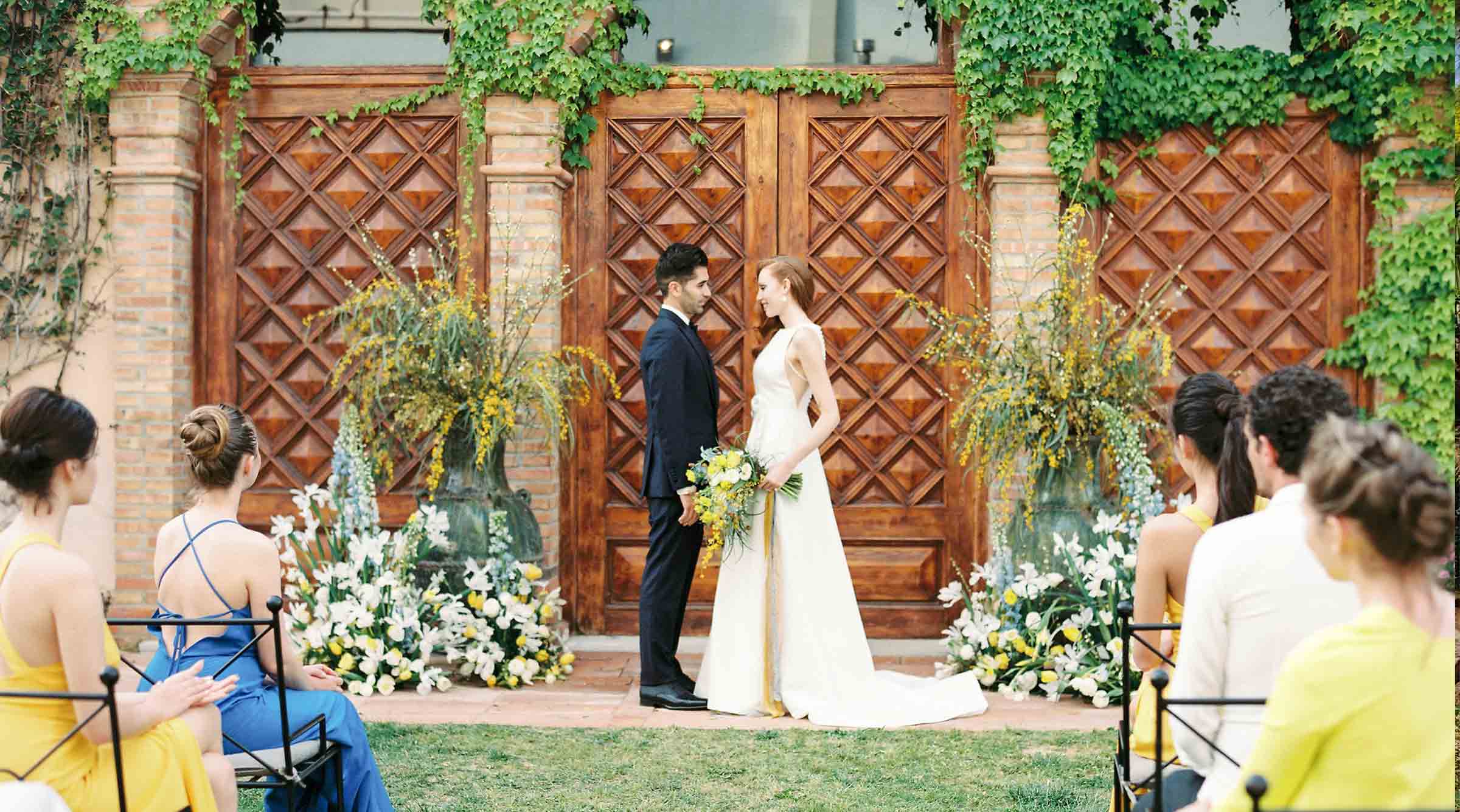 Wedding in the garden outside Colombus Hall
